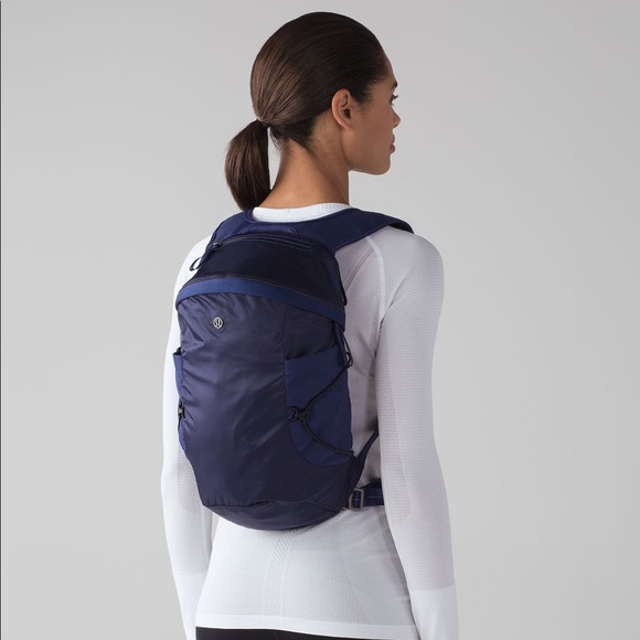 Lululemon Run All Day Backpack II Blueberry Jam - Picture 2 of 15